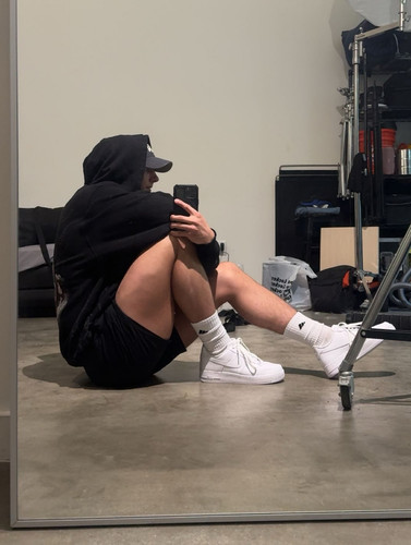 hot gavin483.jpg