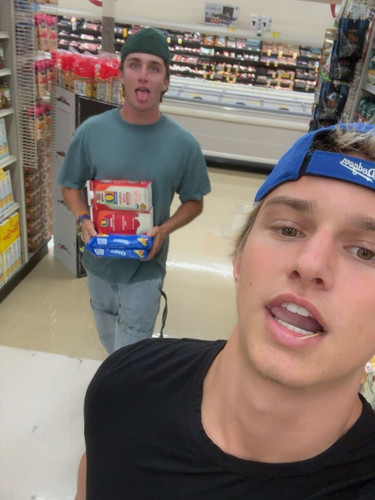 hot gavin239