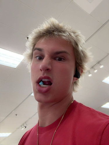 hot gavin627.jpg