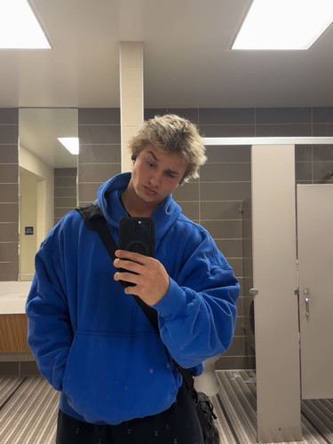 hot gavin545.jpg