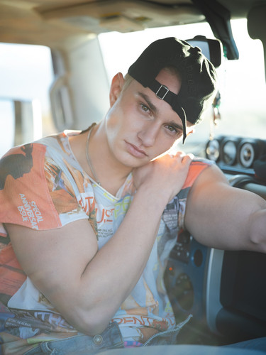 hot gavin310.jpg