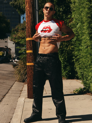 hot gavin572.jpg