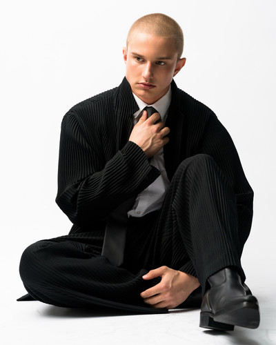 hot gavin46.jpg