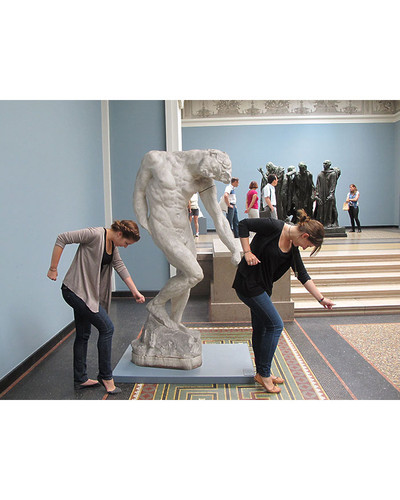 people having fun museums 57 61d837dd5bb6d 700 bordered.jpg