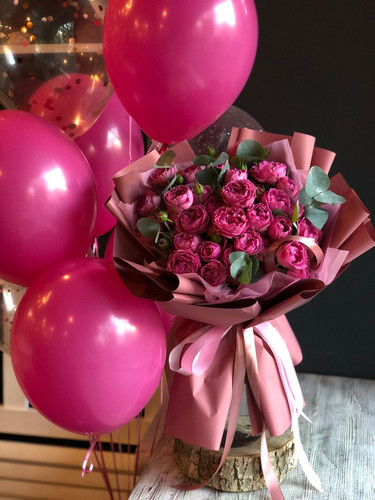 Birthday Flower Trends Lahore: What’s Popular This Year?.jpg