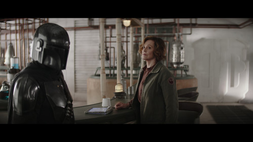 The.Mandalorian.and.Grogu.2026.SDR.2160p.WEB DL.DDP5.1.x265.mkv snapshot 00.58.30.000.jpg