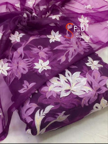 c79bdda2cb00.jpg