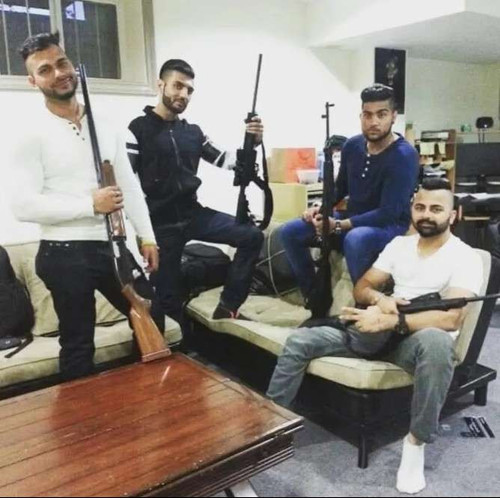 5bf9c3b7ece3.jpg