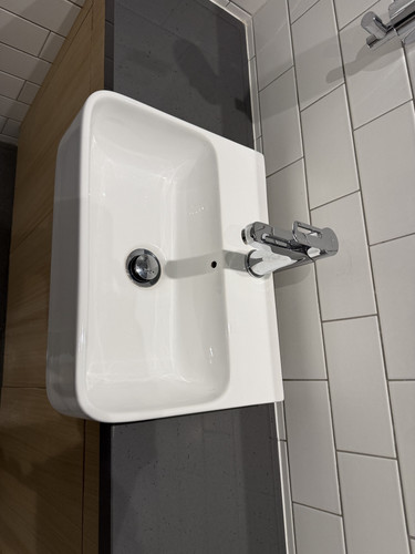8c7e64f9a052.jpg