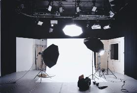 TiengAnh Cau5.9 Studio.png