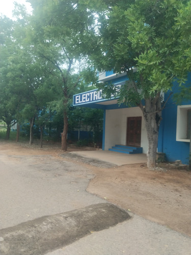 electronics 2.jpg