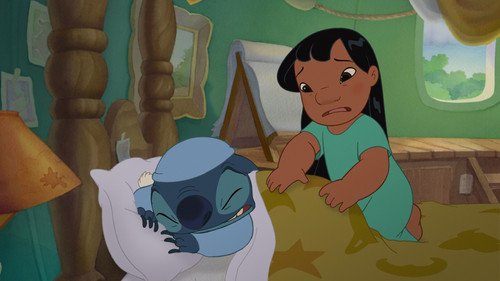 Lilo.&.Stitch.2.Stitch.Has.a.Glitch.2005.MULTi.1080p.BluRay.x264.DTS HD.MA.AC3 SowHD.mkv snapshot 00.jpg