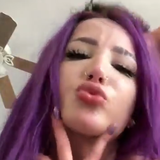 HNzYmxdaYAEJx3k.png