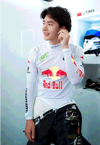 img 99efdc1ebeeb67bb bkJEWkhGTGRwUWtiRWFIVFZjTlNLUWo4WE0zYjRDbVNVUmFMSDJ1bWJFND0.gif