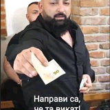 Photos lMcMaKn5n5.png