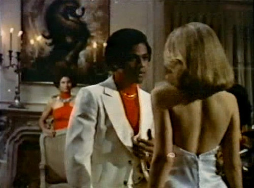 Damas da Noite (1977) Dual Áudio 460p VHSRmz.mkv snapshot 01.16.26.832.jpg