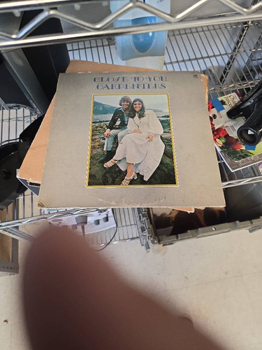 e125875bc370.jpg