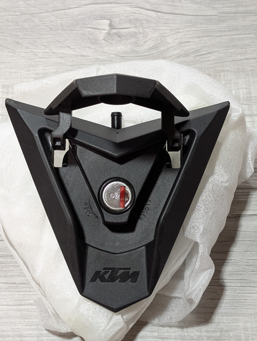 Fuel cap open.jpg