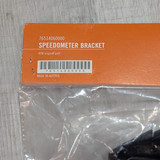 76514060000 spedo bracket close up