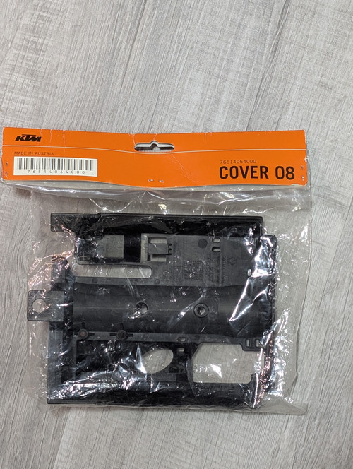 76514064000 cover.jpg