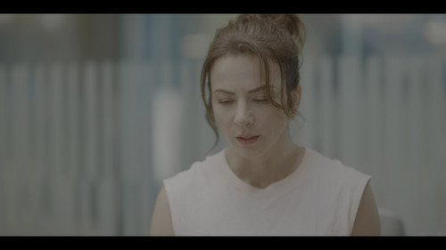 My.Daughters.Father.S01E01.Bad.News.2160p.NF.WEB DL.DDP.5.1.Atmos.HDR10.H.265 CHDWEB.mkv snapshot 20.jpg