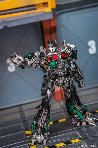 Yolopark AMK MINI DOTM Nemesis Prime 02.jpg