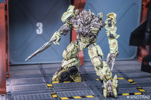 Yolopark AMK MINI DOTM Megatron Premium Ver 07.jpg