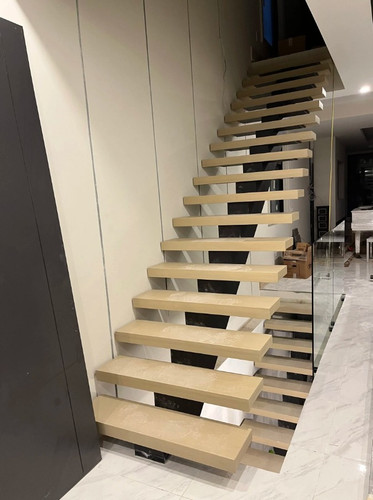 Floating Stairs Toronto | Custom Modern Stair Installation.jpg