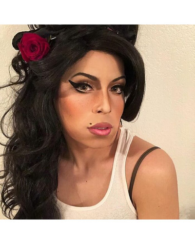 Meet Aurelio Sanchez the makeup artist who turns into any celebrity 620e4914a71f5 700 bordered.jpg