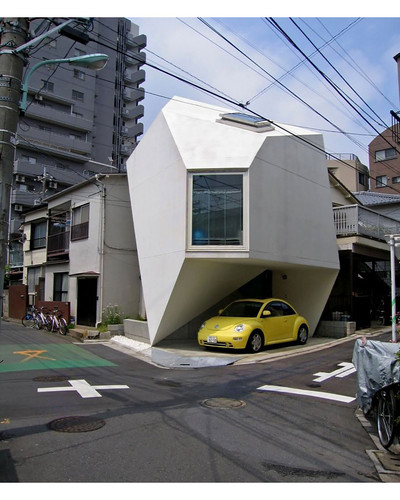 small houses saving space 2 880 bordered.jpg