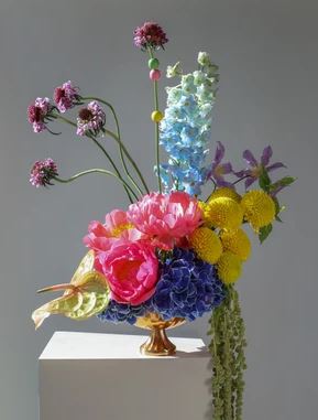 Best Online Flower Delivery in Dubai – Fresh Flowers Delivered to Your Door.jpg