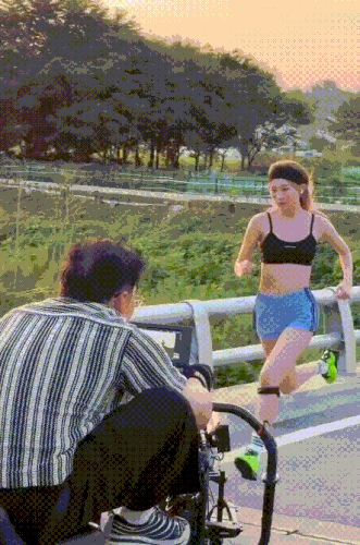 GIF.gif