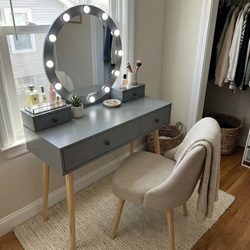 Gorgeous Vanity Table with Mirror and Lights for My Bedroom.png