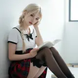 Loi Hy Ngan 12