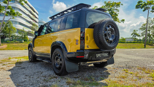 Defender 110 Trophy_Side to Rear View.jpg