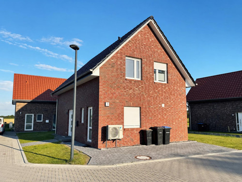 Exterior Szene 1.jpg