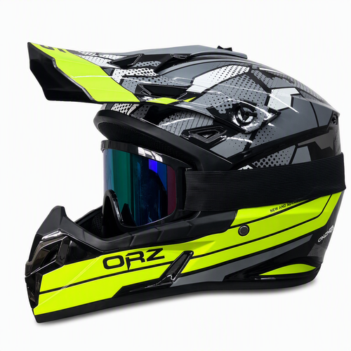04 Camo Green + 666 Tinted Visor.png