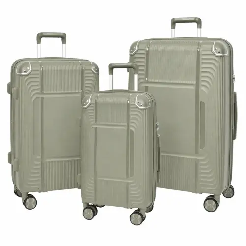 Travel Smarter with These Amazing Lightweight Suitcases Built for Every Adventure..webp