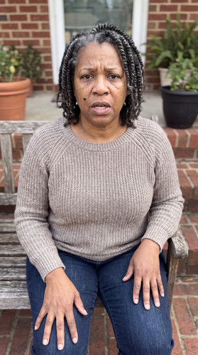 m18 27 aisha porch.jpg