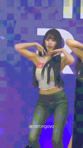 Natty 130826 3.gif
