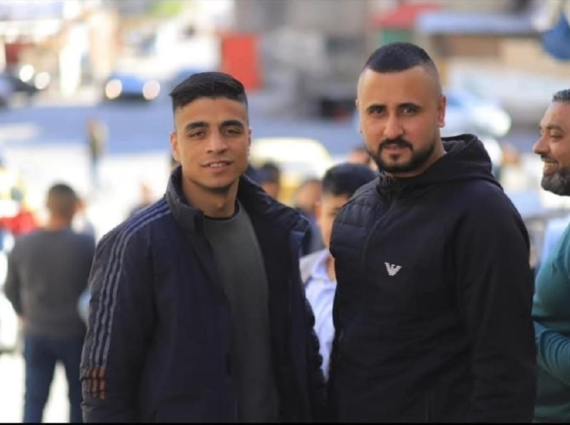 🟨صور| اقتحمت قوات الاحتلال فجر اليوم  قرية سالم شرق نابلس بأعداد كبيرة وداهمت منزل المواطن نسيم كركري ومنزل أخاه خميس كركري وقامو بالتفتيش والعبث بمحت...
