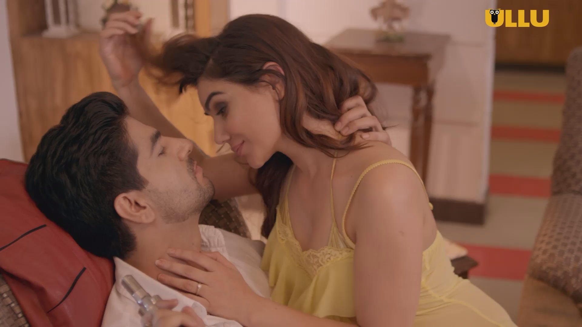 Mona Home Delivery Part 2 (2019) S01 Ullu Originals Hindi Web Series 1080p WEB DL 1.9GB(1Filmy4Wap.C