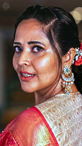 Anasuya (2).jpg