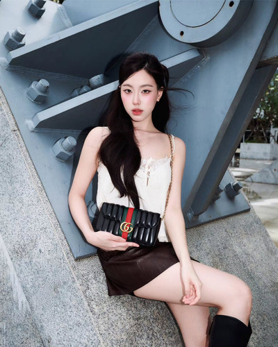 5b9deac55b6b3e3077628d44a0fc20ba.jpg