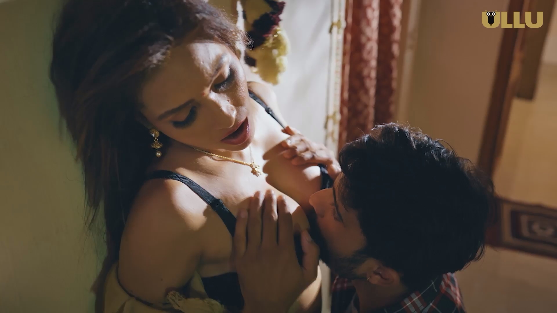 Mere Angane Mein Part 2 (2025) Ullu Originals Hindi Web Series 1080p WEB DL 1.3GB(1Filmy4Wap.Cloud).