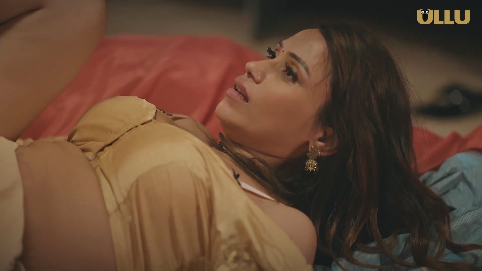 Mere Angane Mein Part 1 (2025) Ullu Originals Hindi Web Series 1080p WEB DL 1.9GB(1Filmy4Wap.Cloud).