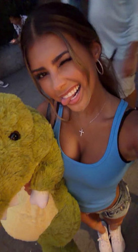 885.jpg