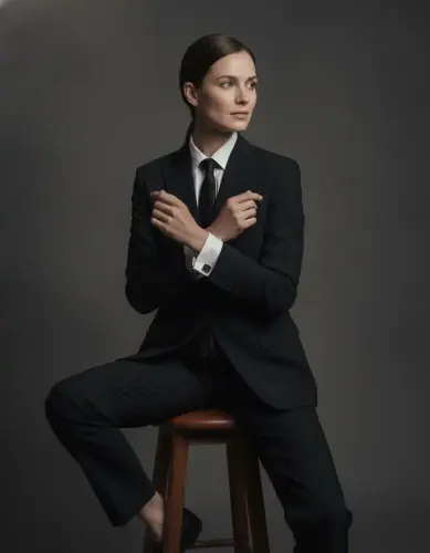 woman Media Chair 1782499815520.webp