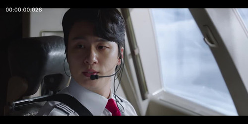 SS.Pilot.2024.720p.AMZN.WEB DL.DUAL.DDP2.0.H.264 16.jpg