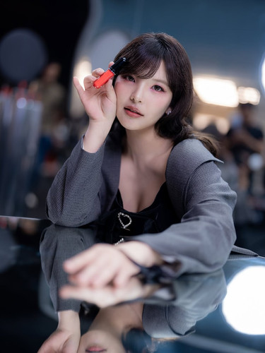 ornoung b4e479b0e5e44f8e8f695016ea37ce07.jpg